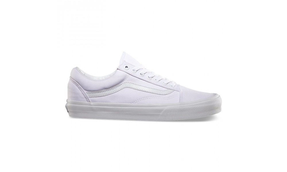 White comfycush hot sale vans